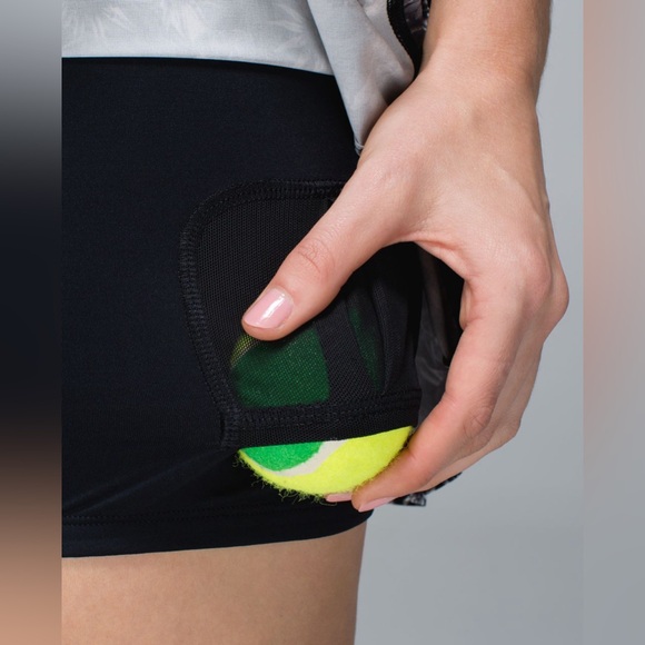 Lululemon Run: Pace Setter Skirt 4wayStretch Flowabunga Black Angel Wing Size 2 - Picture 5 of 13